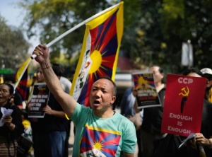 Тибетцы покидают Непал, бывшее убежище, которое изменилось под давлением Китая